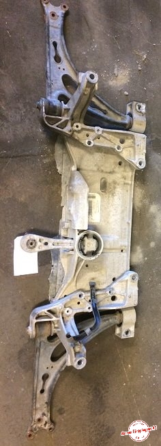 Travers foran hoved til VW Touran 2003-2006 (Type I, Fase 1)  (VOLKSWAGEN|1K0199313H|)