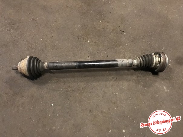 Drivaksel høyre foran til VW Caddy, 2010-2015 (Type III, Fase 2)  (VOLKSWAGEN|)