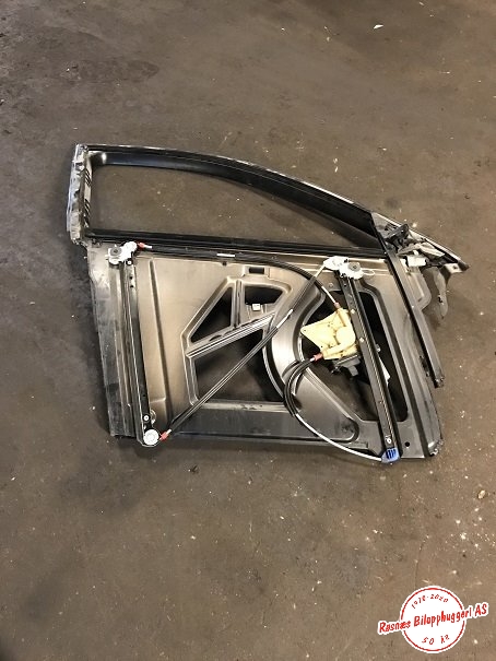 Ruteheis høyre foran til Audi A3 1996-2003 (Type I) (8L4837754||8L4959802C)