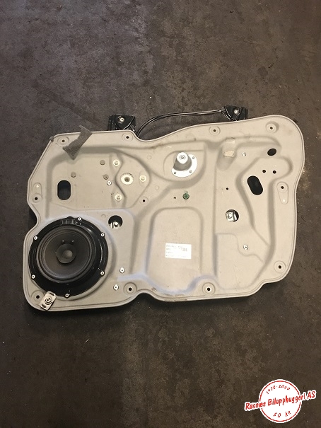 Ruteheis til VW Caddy 2010-2015 (Type III, Fase 2)  (VOLKSWAGEN|1T0837756|2K1837752KD3|)