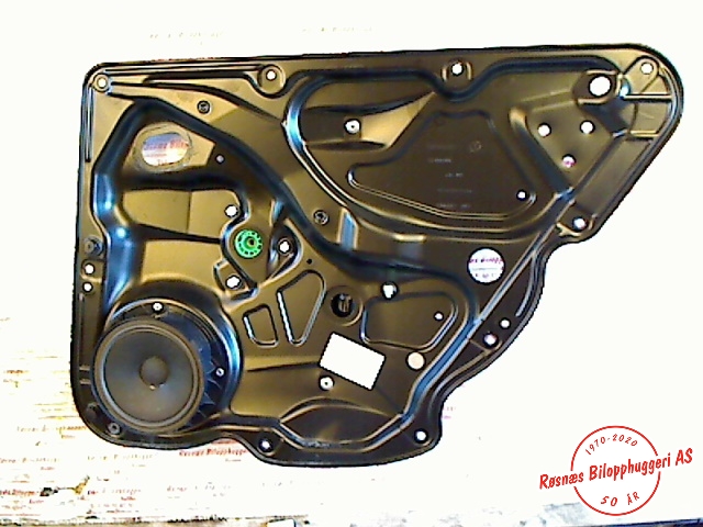 Ruteheis til VW Passat 2005-2010 (B6) (B6) (VOLKSWAGEN|3C4839756H|)