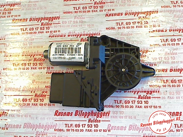 Ruteheis høyre til VW Passat 2001-2005 (B5,3BG) (B5,3BG) (VOLKSWAGEN|3B9839751BF|0130821697|)