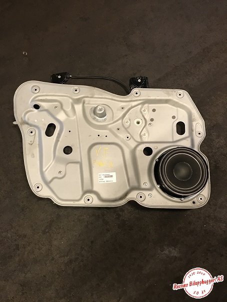 Ruteheis til VW Caddy 2010-2015 (Type III, Fase 2) (VOLKSWAGEN MAXI|1T0837755M|)