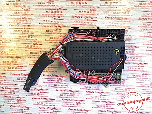 Sikringsboks til Volvo V70 2005-2007 (Type II, Fase 2)  (VOLVO|9162316|)