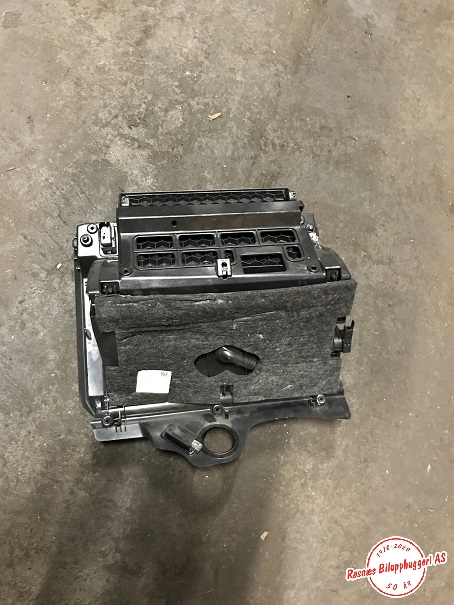 Hanskerom til VW CC 2012-2014 (PASSAT CC) (PASSAT CC) (VOLKSWAGEN|)