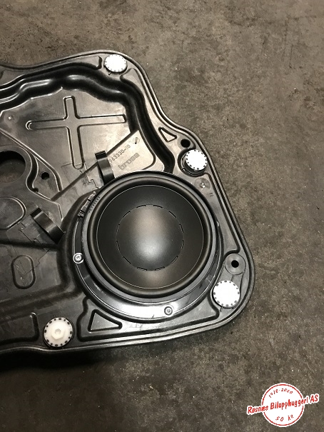 Bilstereo høyttaler til VW CC 2012-2014 (PASSAT CC) (PASSAT CC) (VOLKSWAGEN|)