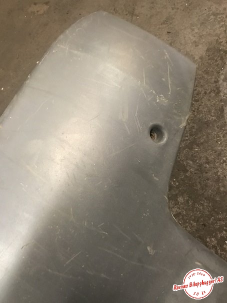 Støtfangerving høyre bak til Renault Trafic 2001-2006  (RENAULT|)