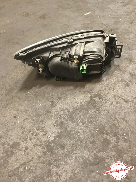 Frontlykt venstre halogen til Ford Mondeo 2001-2007 (Type III) (FORD|1S7113006AL|)