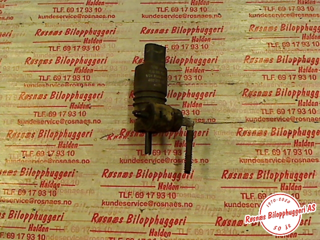 Spylerpumpe foran til VW Touareg 2003-2007 (Type I, Fase 1) (VOLKSWAGEN|1J6955651|)