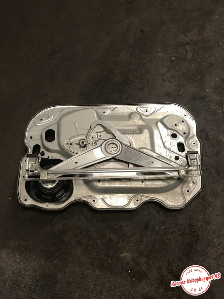 Ruteheis til Ford Focus, 2008-2010 (Type II, Fase 2) (FORD|3M51R23201BF)