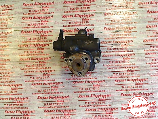 Servo pumpe mekanisk til VW Caddy, 1995-2004 (Type II)  (VOLKSWAGEN|6N0145157)