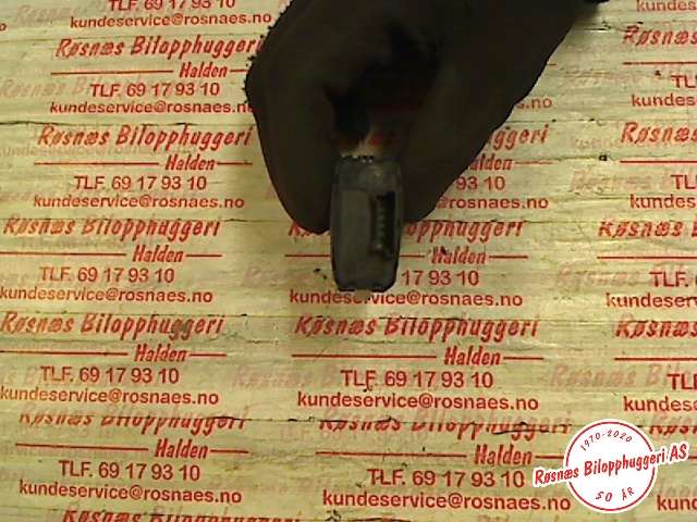 Bryter nødblink til BMW 5-Serie 2003-2010 (E60/E61) (E60/E61) (BMW|6131691950604|)