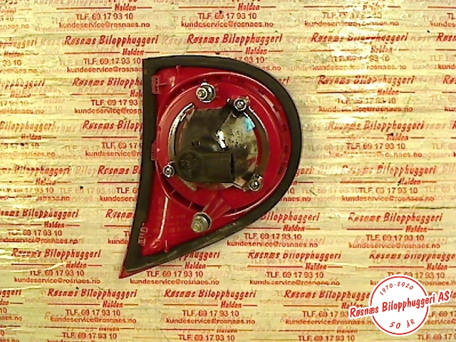 Baklykt venstre indre til VW Golf V, Combi 2003-2008  (VOLKSWAGEN|1K6945093E|)