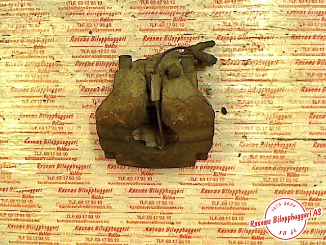 Bremsecaliper venstre foran til VW Touareg, 2003-2007 (Type I, Fase 1) (VOLKSWAGEN|)