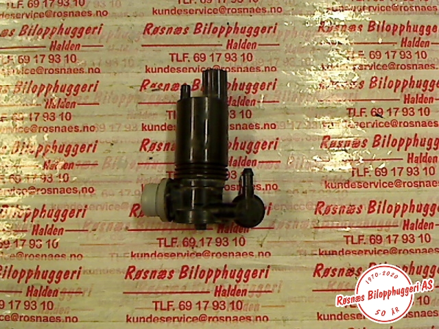 Spylerpumpe foran til Ford Fiesta 2013-2017 (Type VI, Fase 2) (FORD|8A6117K624AB|)