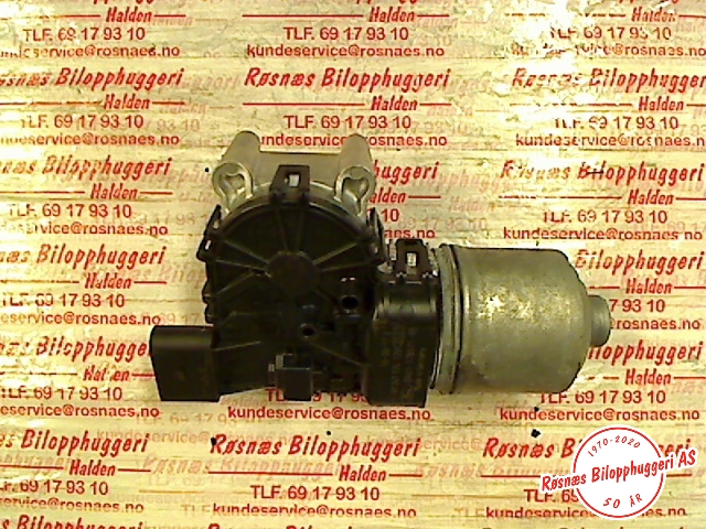 Viskermotor frontrute til Ford Fiesta 2013-2017 (Type VI, Fase 2)  (FORD|8A6117B571AB|0390241574|)