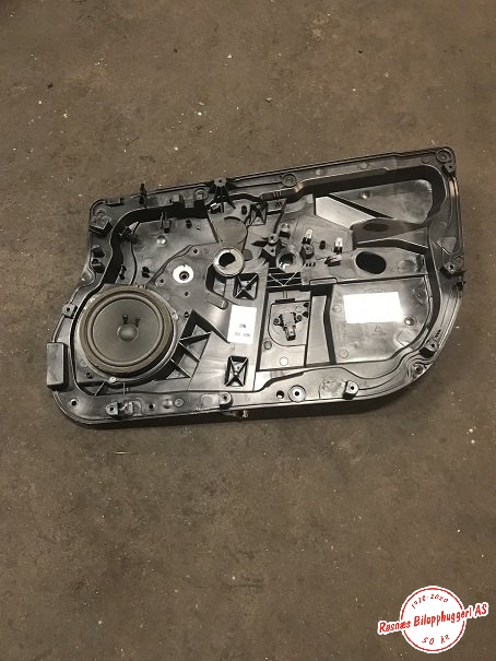 Ruteheis til Ford Fiesta 2013-2017 (Type VI, Fase 2)  (FORD|8A61A23200|)