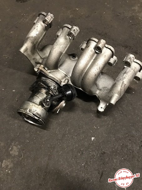 Manifold innsug til VW Touareg 2003-2007 (Type I, Fase 1)  (VOLKSWAGEN|070129713H|)