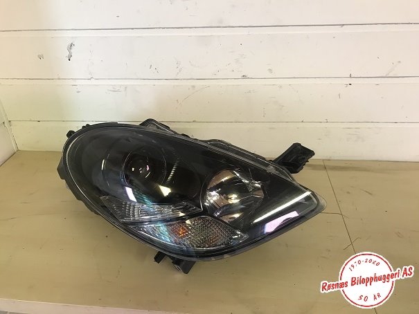 Frontlykt høyre halogen til Citroën C-Zero, 2011-2020  (CITROEN|)