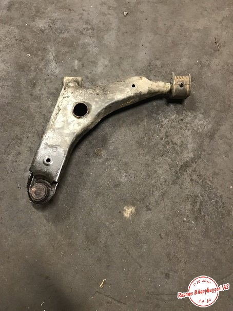Bærebru høyre foran nedre til Volvo V40 / S40 2000-2004 (Type I, Fase 2)  (VOLVO|)