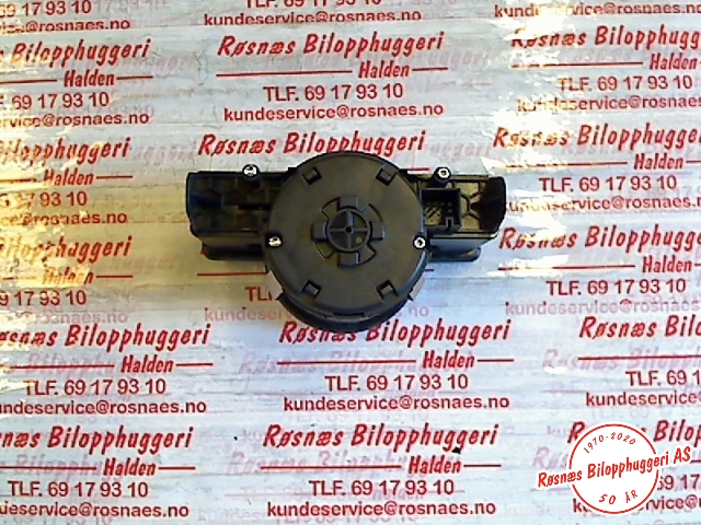 Bryter lys til Mercedes C-Klasse 2011-2014 (Fase 2) (W204) (W204) (MERCEDES|A2129056800|)