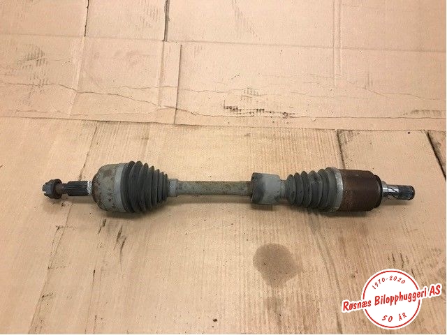 Drivaksel venstre foran til Renault Megane 2009-2016 Type III  (RENAULT|8200966862|)