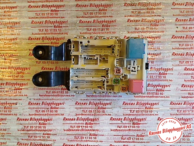 Sikringsboks til Toyota Avensis, 2009-2015 (Type III, Fase 1) (TOYOTA|8273005160B)