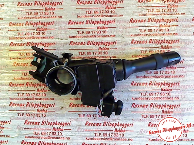 Bryter blink til Toyota Avensis 2009-2015 (Type III, Fase 1)  (TOYOTA|0518017F423||8414005180)