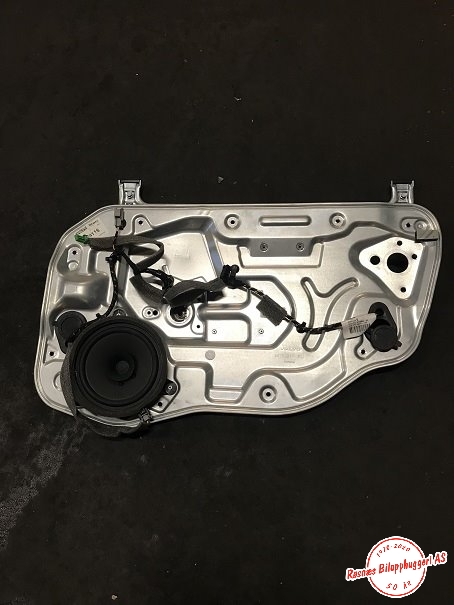 Ruteheis til Volvo V50 2004-2007 (Fase 1) (VOLVO|8679081|)