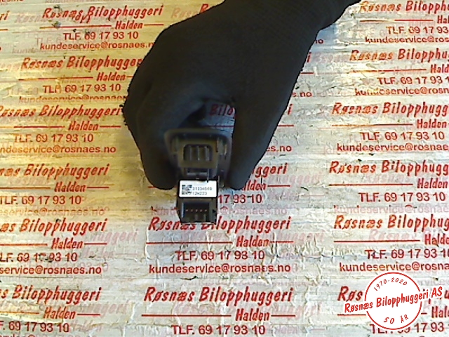 Bryter ruteheis til Volvo V40 2012-2019  (VOLVO|31334569|)