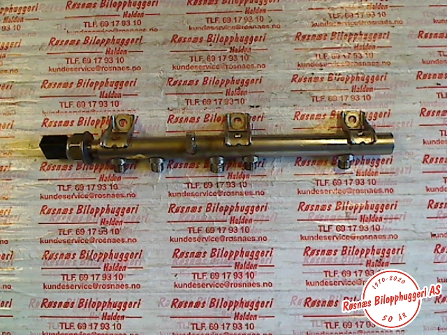 Dyseskinne (fuelrail) til BMW 3-Serie 2005-2011 (E90/E91/E92/E93) (E90/E91/E92/E93) (BMW|1353756247403|)