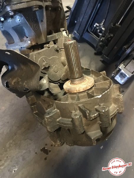 Girkasse 4WD fordelingskasse til Dodge Durango, 2004-2009  (DODGE|P52105897AE)