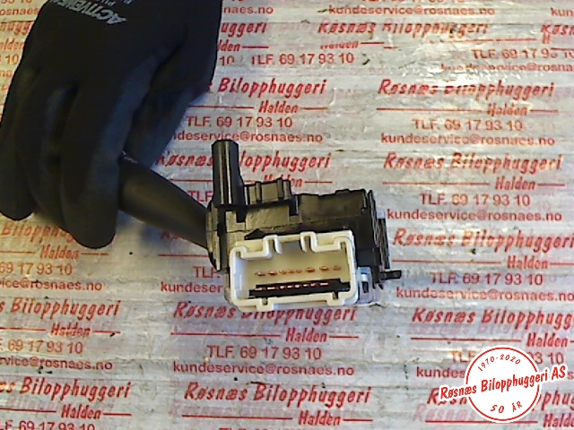 Bryter blink til Toyota Avensis 2003-2008 (Type II)  (TOYOTA|8414005110|)