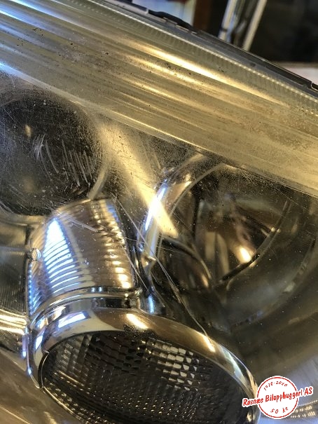 Frontlykt høyre halogen til Mitsubishi Outlander 2003-2006 (Type I)  (MITSUBISHI|MN190170|)
