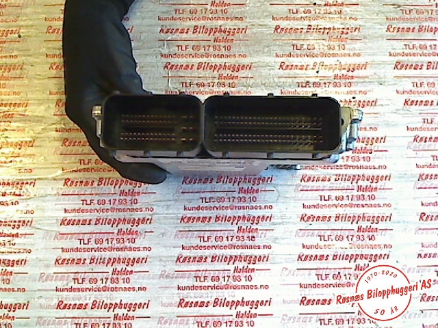 Styreenhet motor til BMW X3 2003-2006 (Fase 1) (E83) (E83) (BMW|7796571|0281011564|)