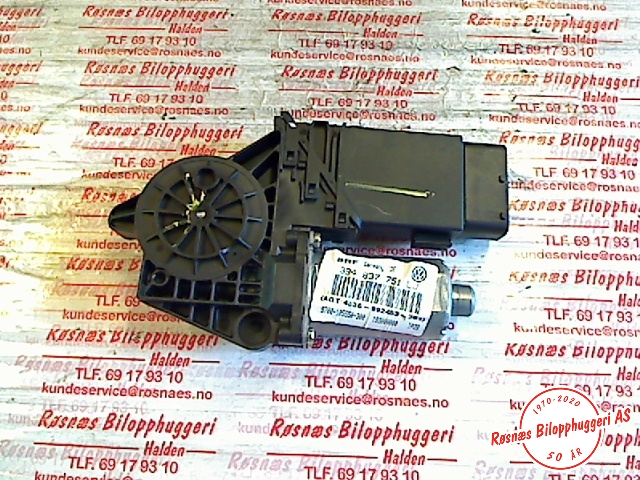 Ruteheis høyre til VW Passat 2001-2005 (B5,3BG) (B5,3BG) (3B4837751LJ|0130821695|)
