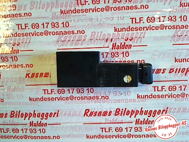 Bryter rutevarme til Toyota Hiace 2007-2012 (Fase 3) (TOYOTA|8479026020|)