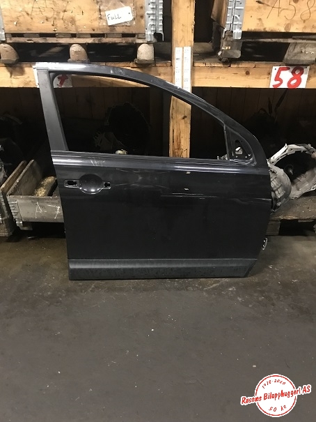 Dør høyre foran til Nissan Qashqai 2007-2010 (Type I, Fase 1) (NISSAN|)