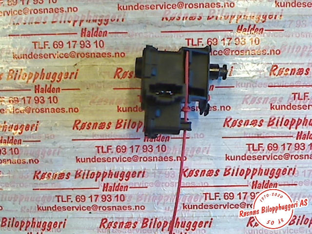 Diverse deler til Audi A4 2007-2014 (Type IV) (B8) (B8) (AUDI|8K0862153H|)