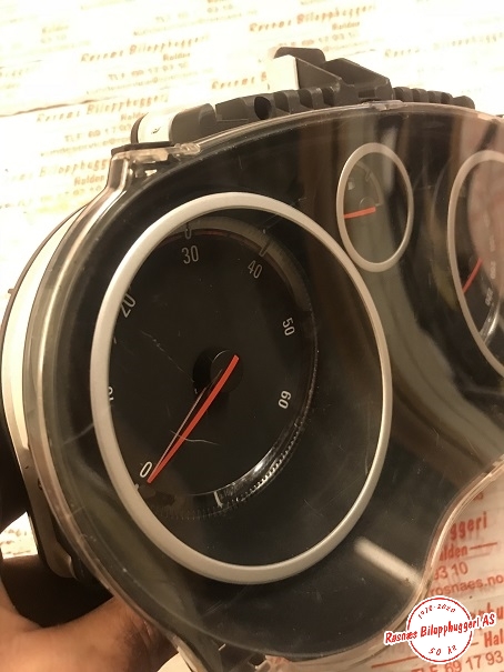 Speedometer til Opel Corsa D 2006-2014 (OPEL|1303304|)