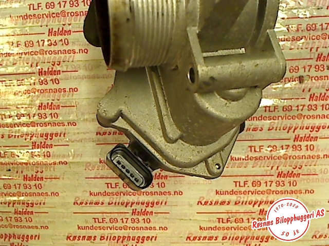 Spjeldhus til VW Passat 2011-2015 (B7) (B7) (VOLKSWAGEN|03L128063Q|)
