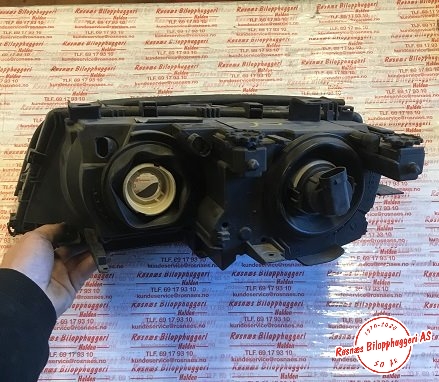 Frontlykt høyre halogen til BMW 3-Serie 1998-2005 (E46) (E46) (63126910956|)