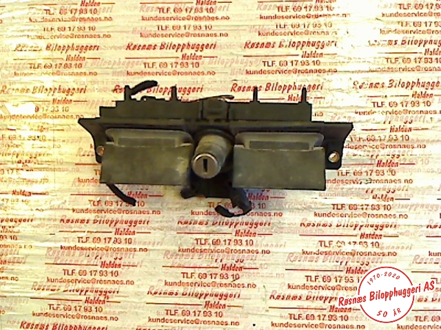 Bakluke/bakdør håndtak til Audi A6 1997-2001 (Type II, Fase 1) (C5) (C5) (AUDI|4B0827565HJ||8D9827565HJ)