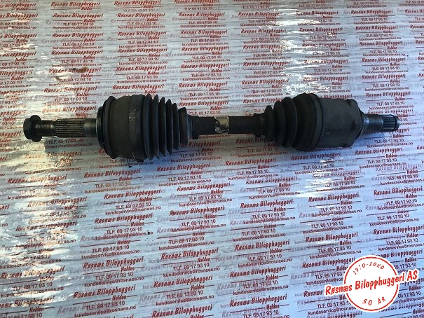 Drivaksel høyre foran til Toyota Hilux, 2006-2011  (TOYOTA|)