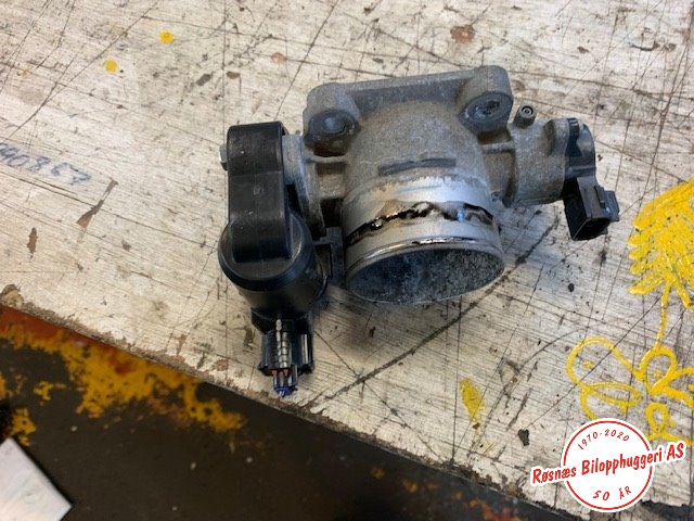 Spjeldhus til Toyota Hilux 2006-2011 (TOYOTA|)