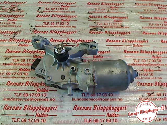 Viskermotor frontrute til Toyota Hilux 2006-2011  (TOYOTA|85110-0K061|)