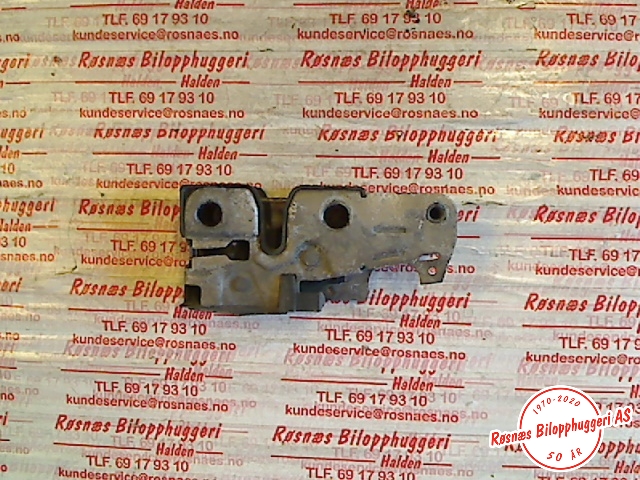 Panserlås til VW Passat 2011-2015 (B7) (B7) (VOLKSWAGEN|3AB823509A|)