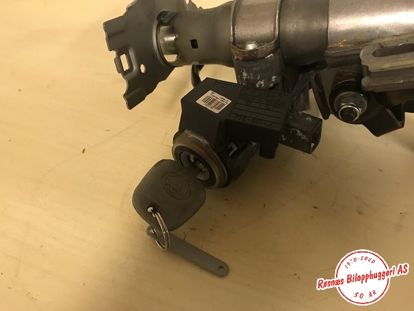 Rattaksel til Toyota Avensis 2003-2008 (Type II)  (TOYOTA|4525005620|)