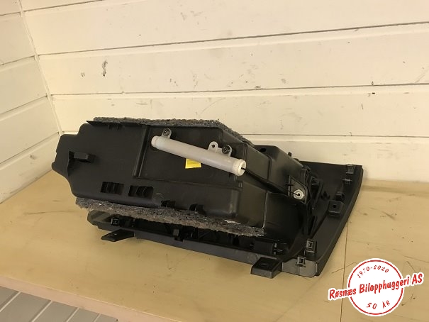 Hanskerom til Volvo V60 2010-2013 (Type I, Fase 1)  (VOLVO|)