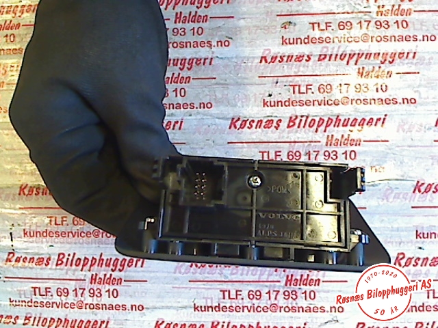 Bryter elektrisk håndbrekk/parkbrems til Volvo V60 2010-2013 (Type I, Fase 1)  (VOLVO|31334637|)